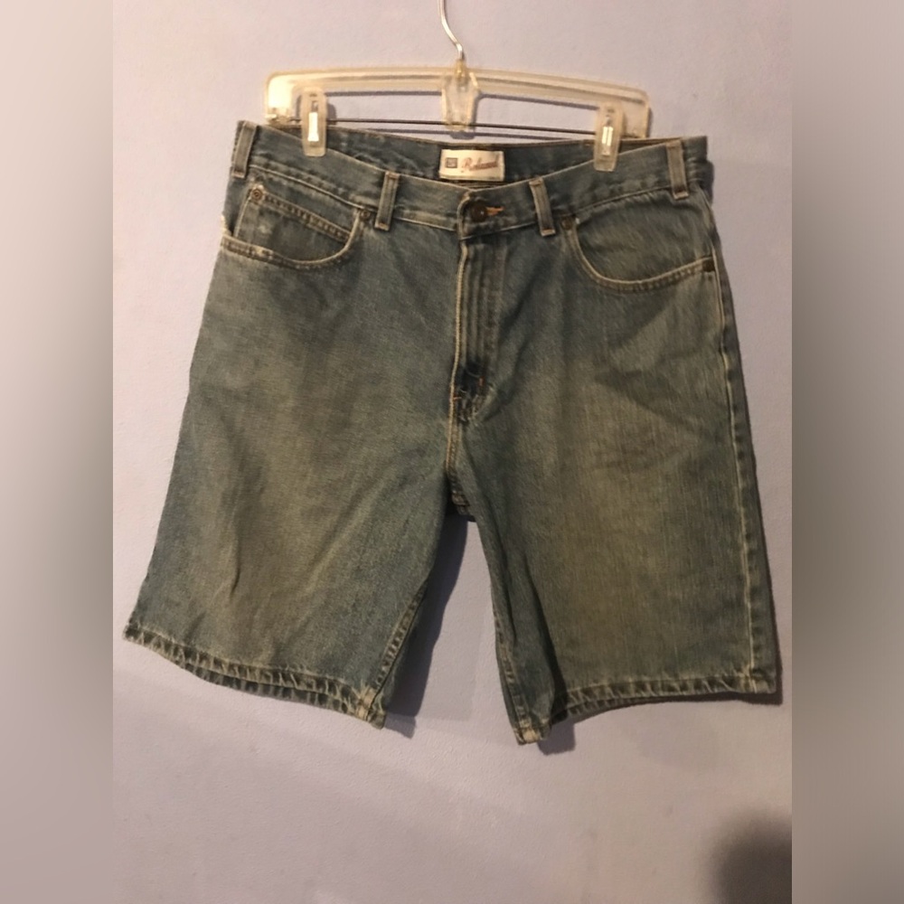Faded Glory Mens Relaxed Fit Distressed Denim Jeans Shorts Sz 36 100% Cotton